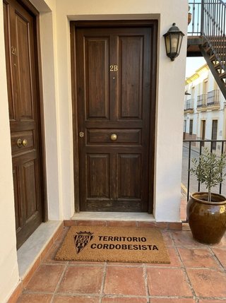 Tappeto d'ingresso Córdoba C.F. con incisione laser