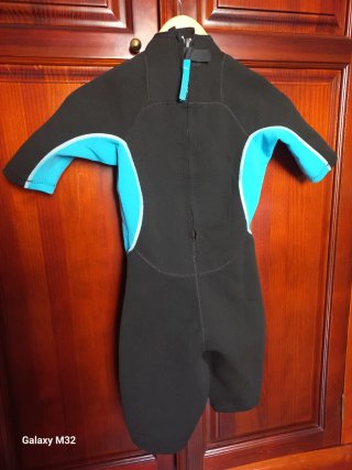 Traje neopreno corto niño T8-10