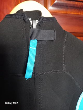 Traje neopreno corto niño T8-10