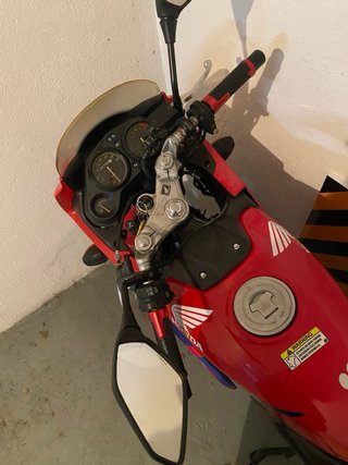 Honda CBR 125 R Sportbike Roja