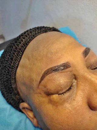 Micropigmentación de cejas para 2 personas