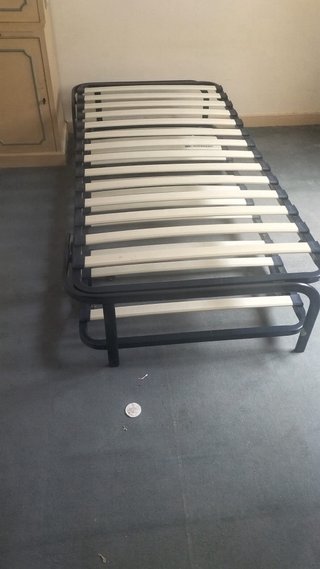 Base cama y silla escritorio metal/madera