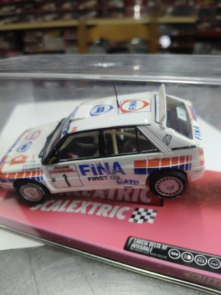 Scalextric Lancia Delta HF Integrale Fina