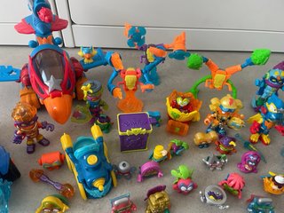 Lote Superthings