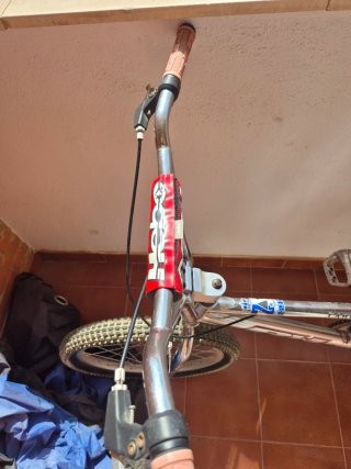 Bicicleta BMX BH Shark