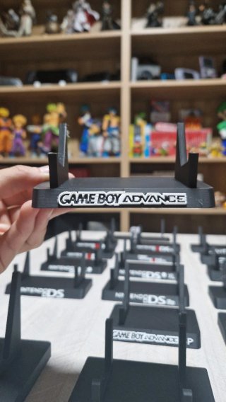 Soportes para consolas Nintendo y PlayStation