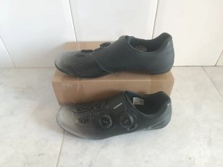 Zapatillas ciclismo Shimano RC7 42.5 Negras