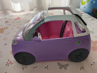 Coche y gasolinera Barbie juguete