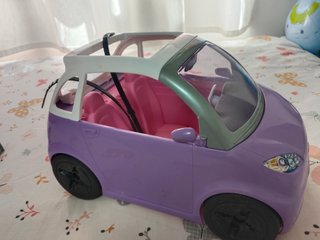 Coche y gasolinera Barbie juguete