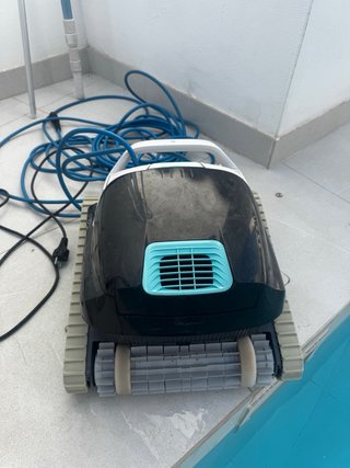 Limpiafondos Dolphin FON 30