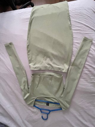 Conjunto falda y top verde