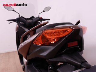 YAMAHA X-MAX 300 ABS