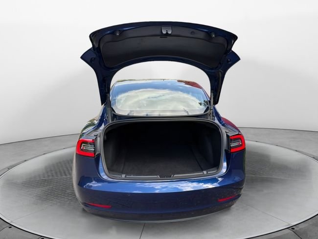 Tesla Model 3 2021, foto 10