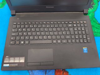 Ordenador portátil Lenovo Negro