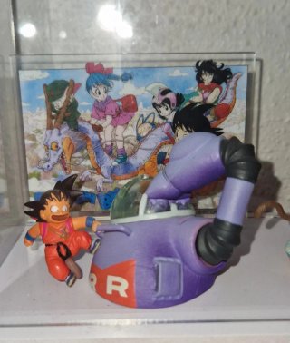 Goku y General Black Megahouse Dragon Ball