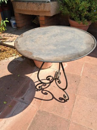 Mesa de jardín Unopiù Aurora de hierro forjado Ø70