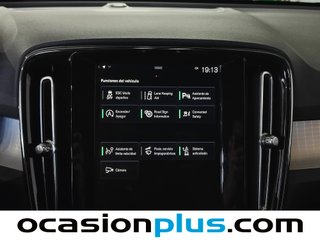 Volvo XC40 T3 Business Plus 120 kW (163 CV)