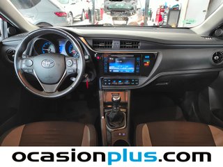Toyota Auris 120T Active 85 kW (116 CV)