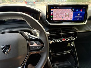 Peugeot 2008 Allure Hybrid 136 eDCS6