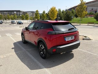 Peugeot 2008 Allure Hybrid 136 eDCS6