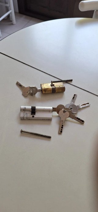 Bombín para puerta blindada