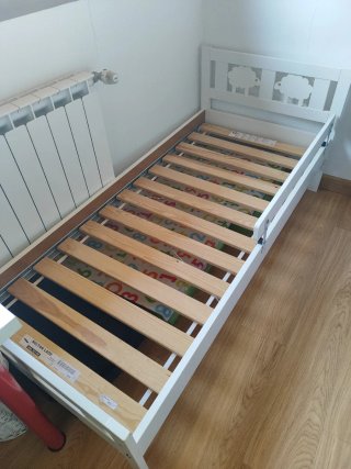 Cama infantil IKEA KRITTER blanca