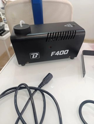 Máquina de Humo F400 + Líquido
