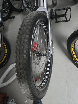 Bici Trial Kabra 24 Plata