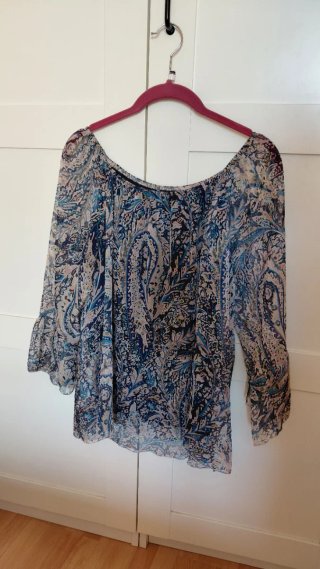 Blusa estampada azul talla L