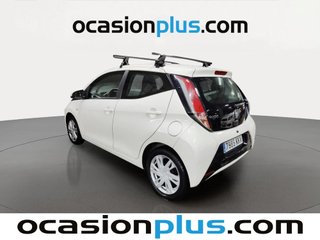 Toyota Aygo 1.0 70 x-play 51 kW (69 CV)