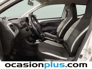 Toyota Aygo 1.0 70 x-play 51 kW (69 CV)