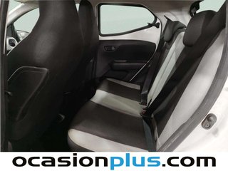 Toyota Aygo 1.0 70 x-play 51 kW (69 CV)