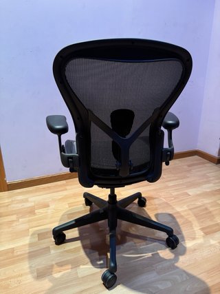 Silla Herman Miller Aeron Talla B Graphite