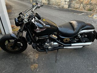 Honda VF750C Magna Negra