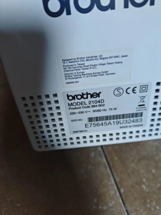 Máquina Overlock Brother 2104D Entrega personal