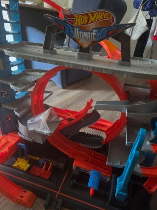 Hot Wheels Ultimate Garage