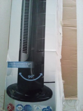 Ventilador Torre Silvercrest Negro
