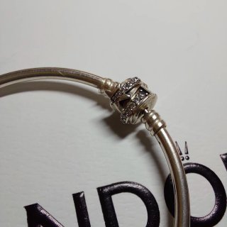 Pulsera Rígida Pandora Estrella Fugaz