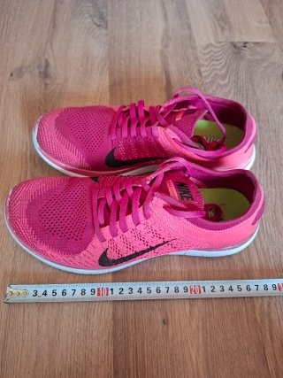 Zapatillas Nike Free Flyknit 4.0 color fucsia