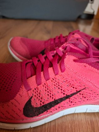 Zapatillas Nike Free Flyknit 4.0 color fucsia