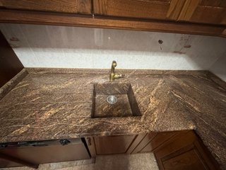Cocina completa madera y piedra