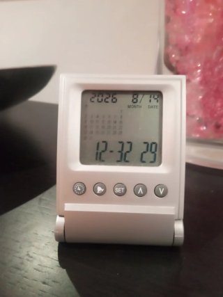 Orologio sveglia pieghevole da comodino