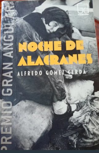NOCHE DE ALACRANES