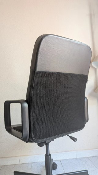 Silla de escritorio giratoria IMPECABLE