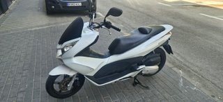 Honda PCX 125 2014 Blanca 16000km