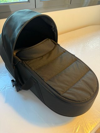 Carrito Yoyo Stokke con Capazo y Saco Invierno