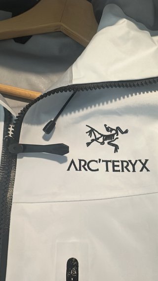Chaqueta Arc'teryx Gris/Blanca