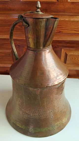 Antigua Jarra de Cobre de 41 cm. de altura.