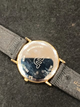 Reloj Maurice Lacroix Dorado y Negro