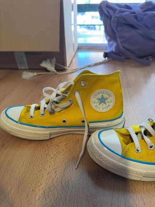 Converse Chuck Taylor Amarillas Talla 38